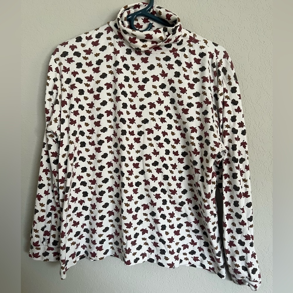 Vintage Autumn leaves turtleneck